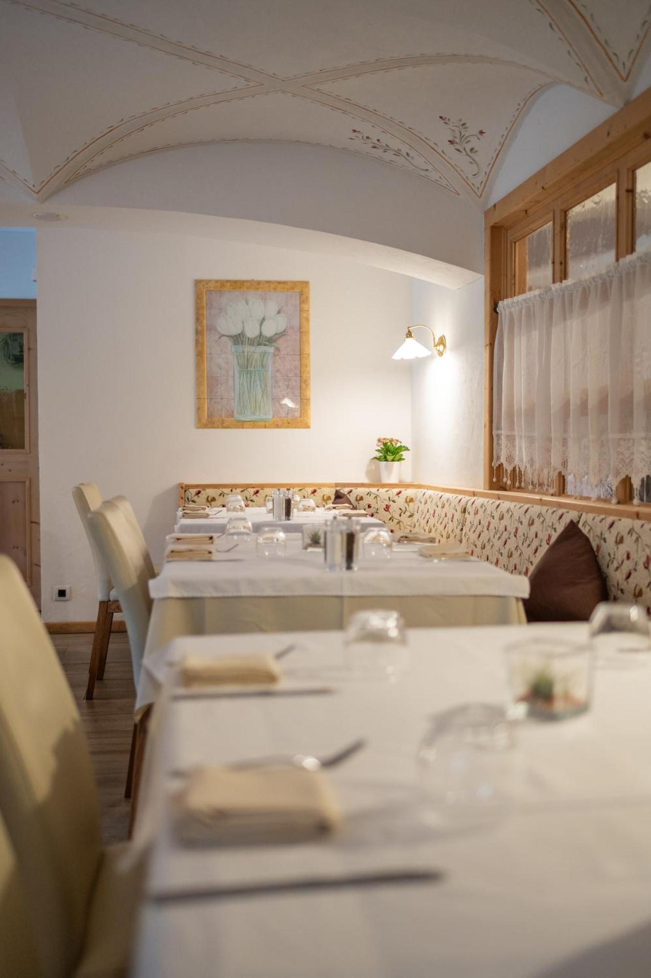 Della Creta Hotel