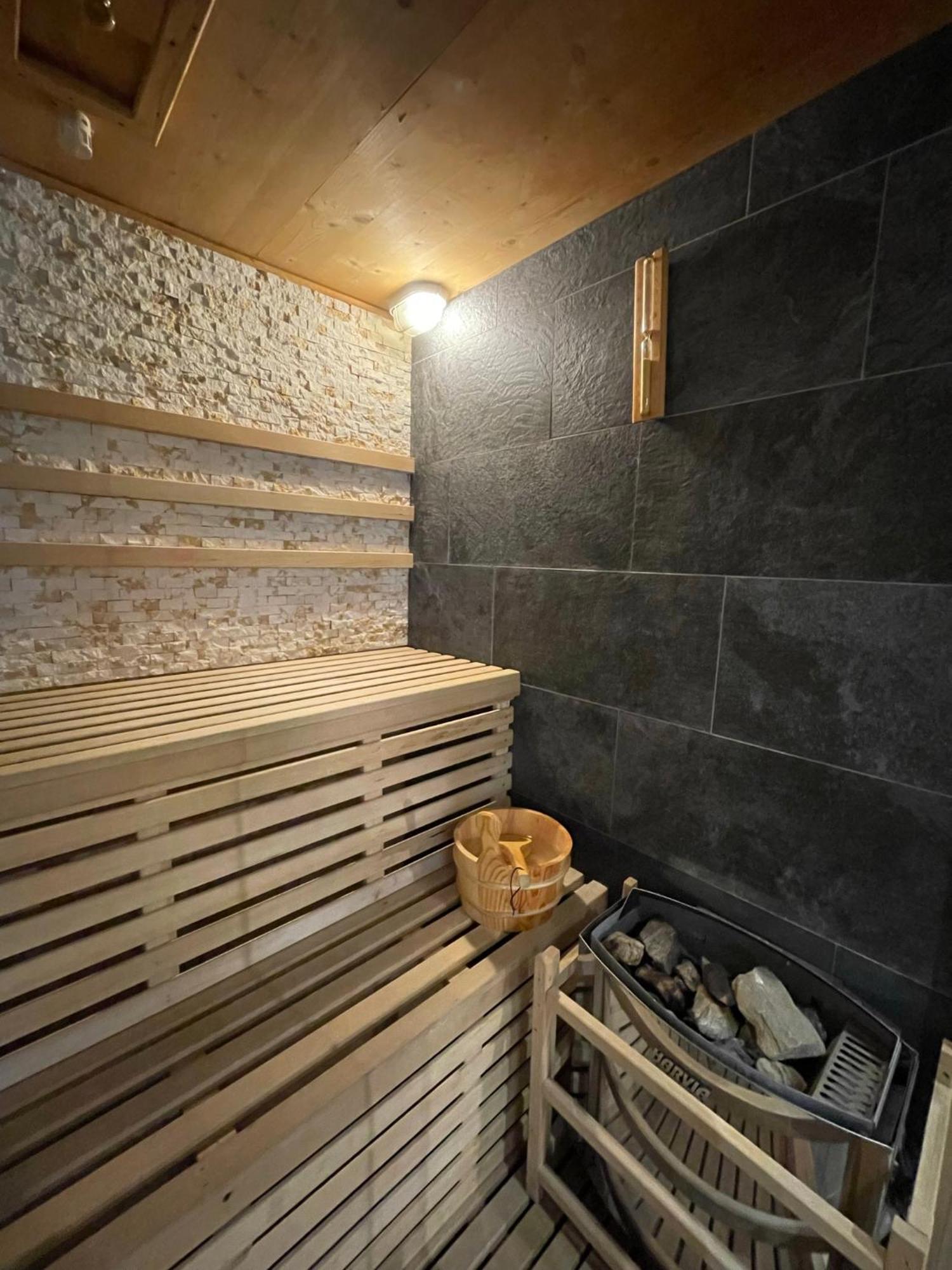 Della Creta Hotel 3*